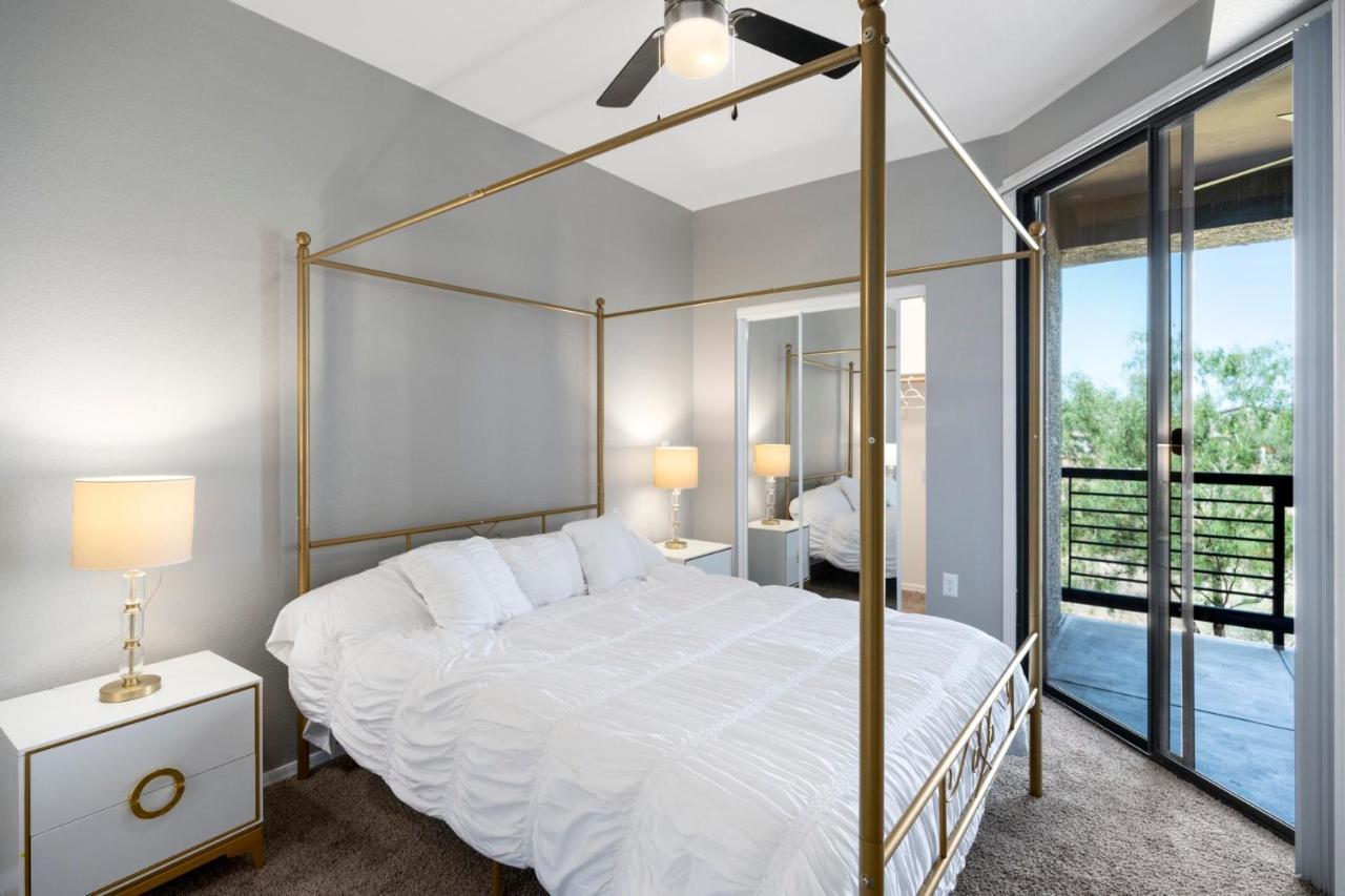 Luxury Mountain View 2Br With Balcony Located In Scottsdale Apartamento Exterior foto